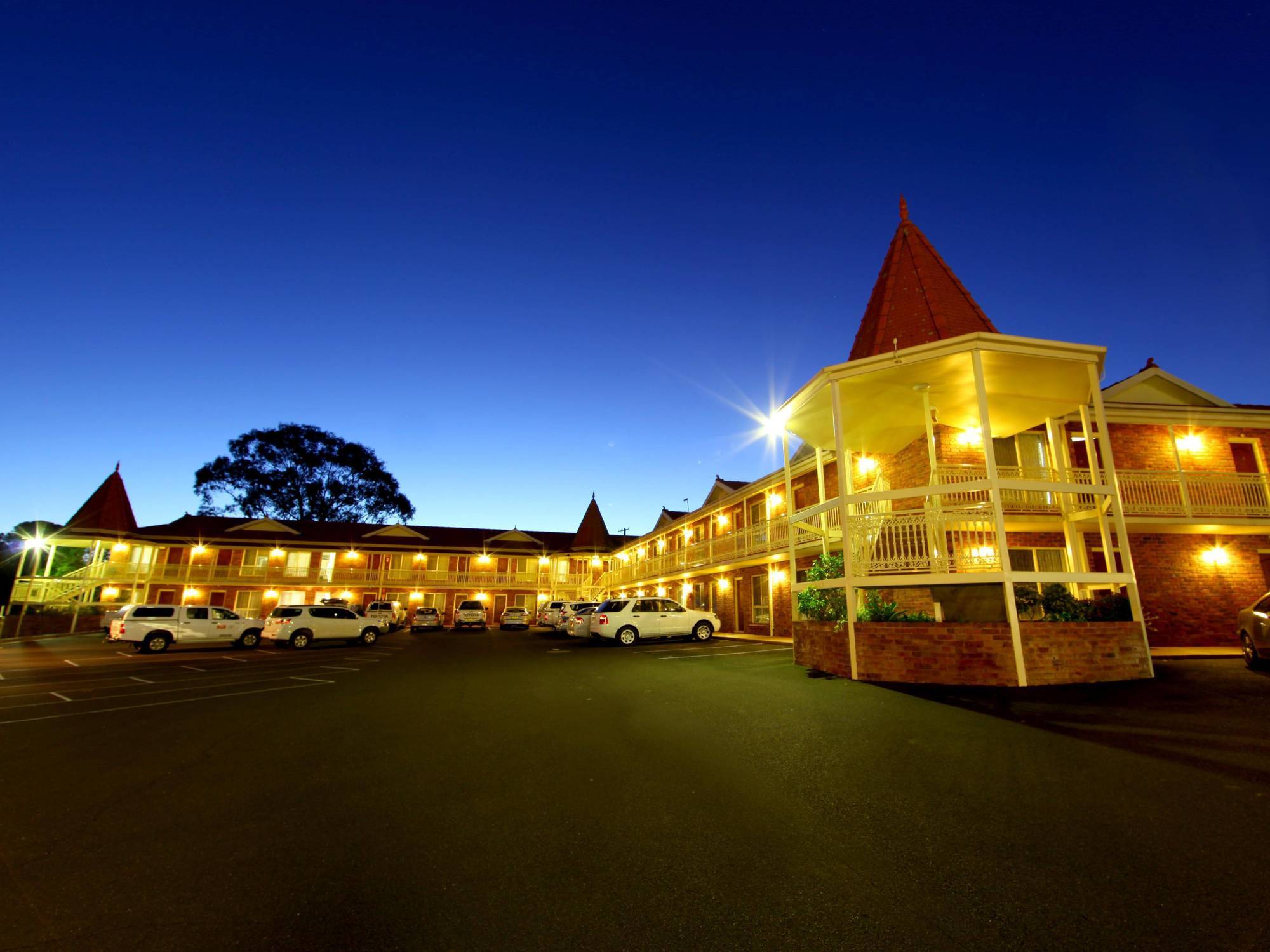 Abel Tasman Motor Inn Dubbo Exterior photo